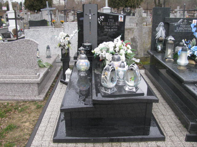 Ewa Strzelec 1963 Skarżysko Kościelne - Grobonet - Wyszukiwarka osób pochowanych